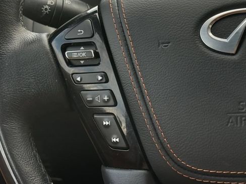 Used 2023 INFINITI QX80 Sensory w/ Cargo Package AWD/4WD image 10