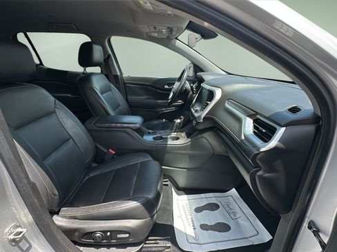 Used 2019 GMC Acadia SLT FWD image 16