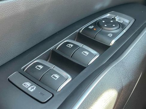 New 2026 Kia Sorento EX w/ EX Premium Package FWD image 13