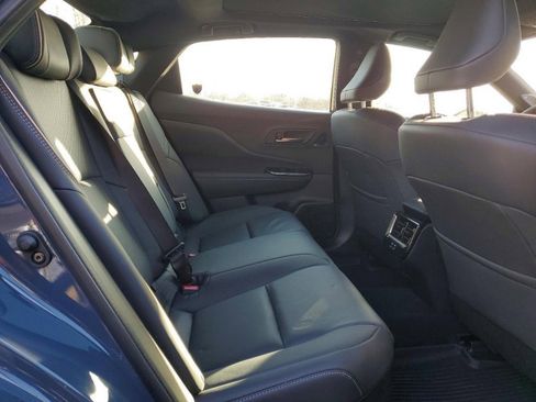 Used 2026 Toyota Crown LIMITED image 7