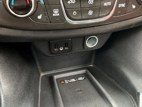 Used 2019 Chevrolet Traverse High Country image 16