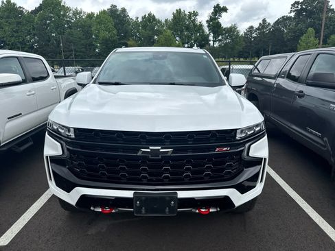 Used 2023 Chevrolet Tahoe Z71 AWD/4WD image 2