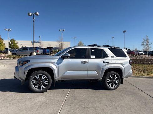 New 2026 Toyota 4Runner TRD Sport Premium AWD/4WD image 4