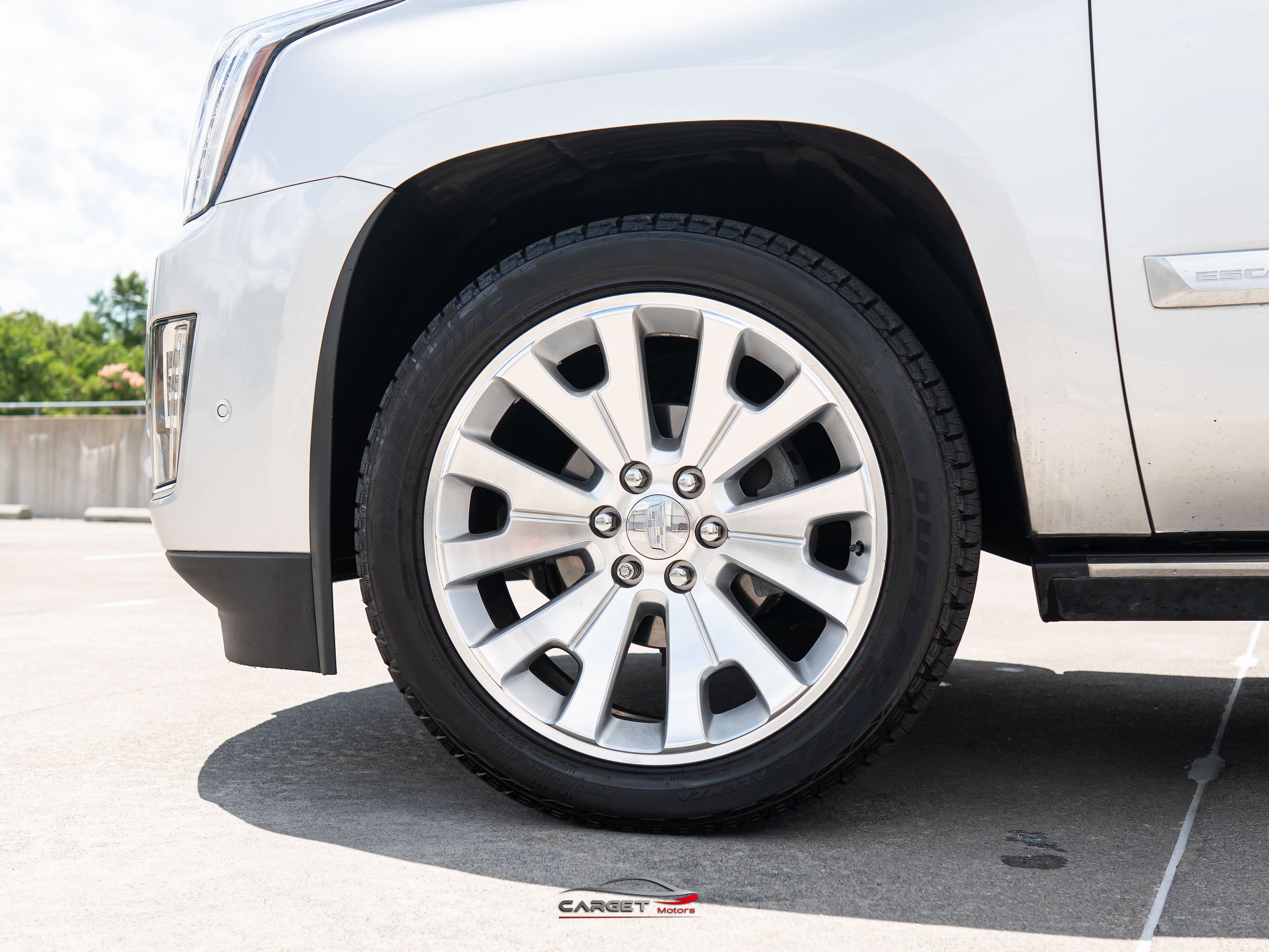 Used 2019 Cadillac Escalade ESV Premium Luxury AWD/4WD image 10