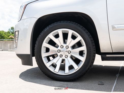 Used 2019 Cadillac Escalade ESV Premium Luxury AWD/4WD image 10