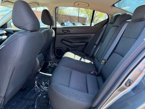 Used 2023 Nissan Altima 2.5 SV FWD image 16