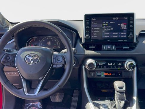 Certified 2022 Toyota RAV4 Limited AWD/4WD image 10