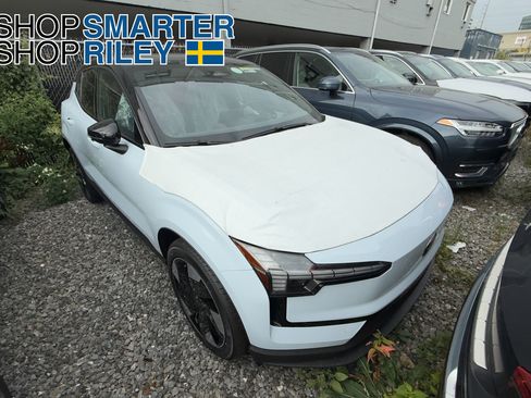 New 2025 Volvo EX30 Plus w/ Protection Package Premier image 1