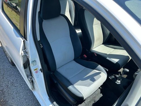 Used 2013 Toyota Yaris LE image 15