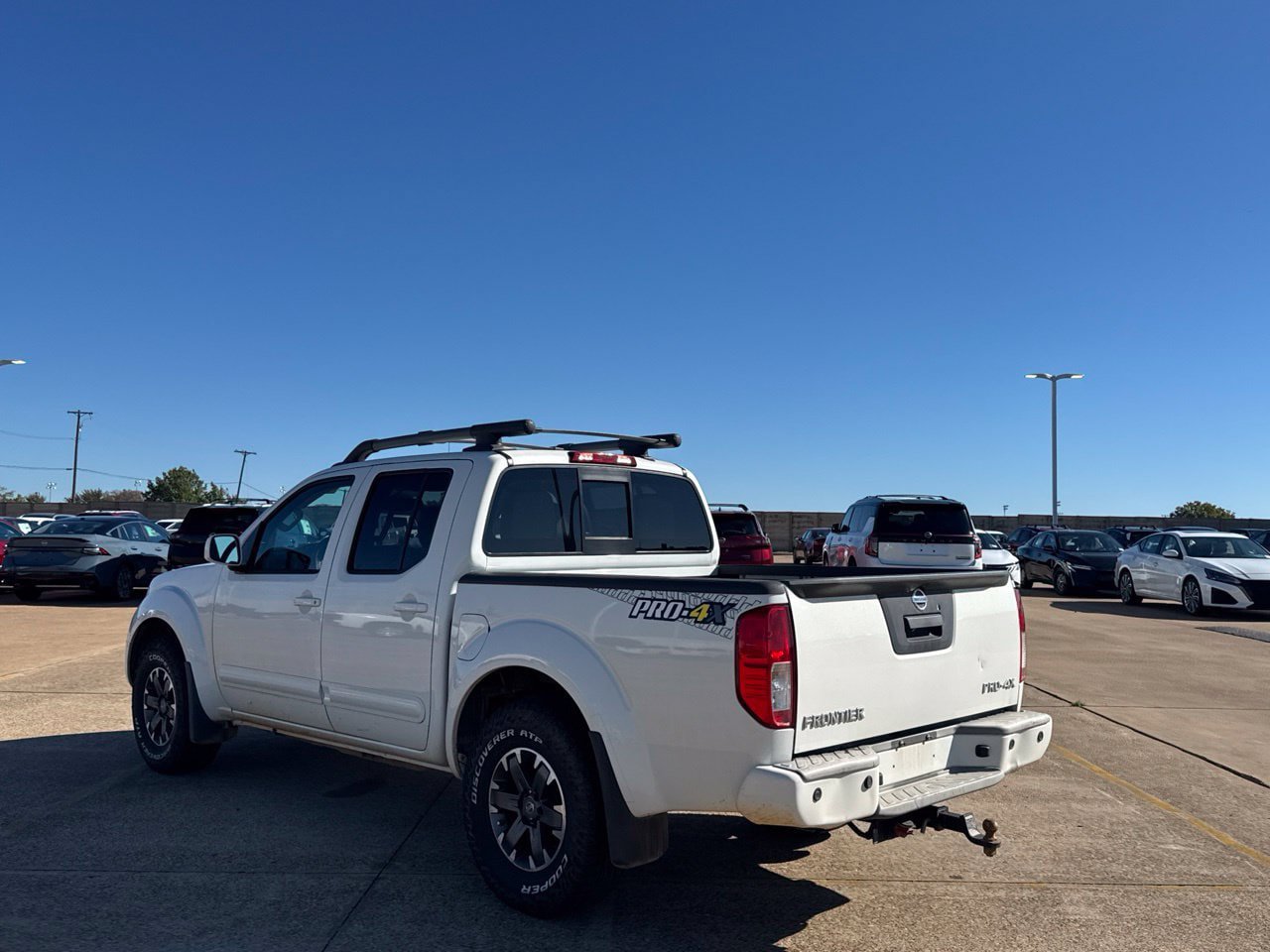 Used 2015 Nissan Frontier PRO-4X w/ Pro-4x Luxury Package AWD/4WD image 19