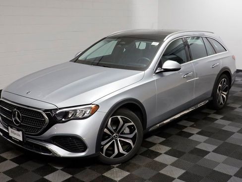 Used 2025 Mercedes-Benz E 450 4MATIC All-Terrain Wagon image 2