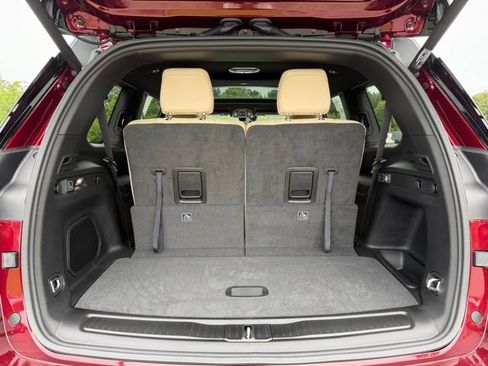 New 2026 Jeep Grand Cherokee L Limited AWD/4WD image 31