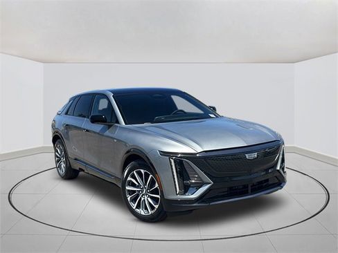 New 2025 Cadillac Lyriq Sport image 1