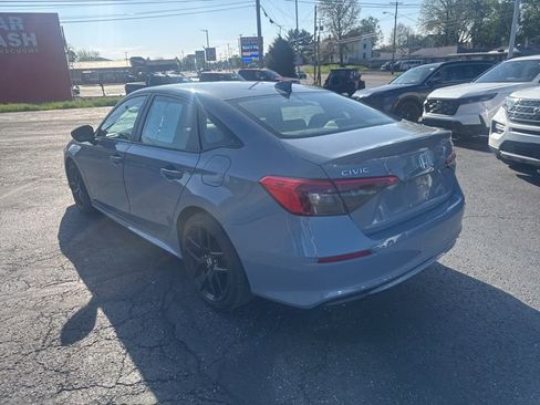 Used 2024 Honda Civic Sport image 5