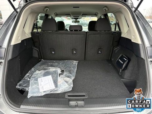 Used 2025 Nissan Rogue S image 25