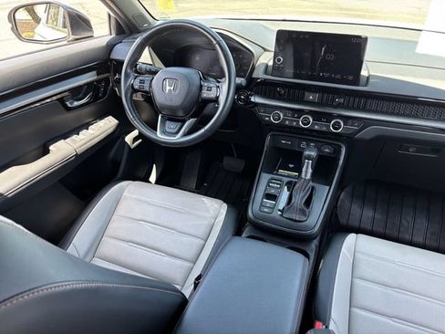 Used 2025 Honda CR-V Sport Touring image 14