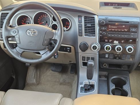 Used 2011 Toyota Sequoia SR5 image 26