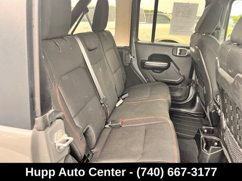 Used 2018 Jeep Wrangler Unlimited Rubicon AWD/4WD image 18