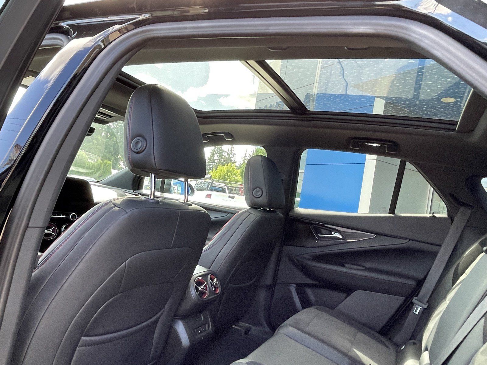 Used 2024 Chevrolet Blazer EV RS RWD image 16