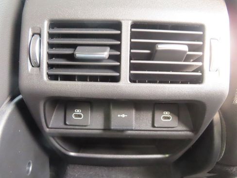 Used 2023 Land Rover Discovery Sport S R-Dynamic image 37