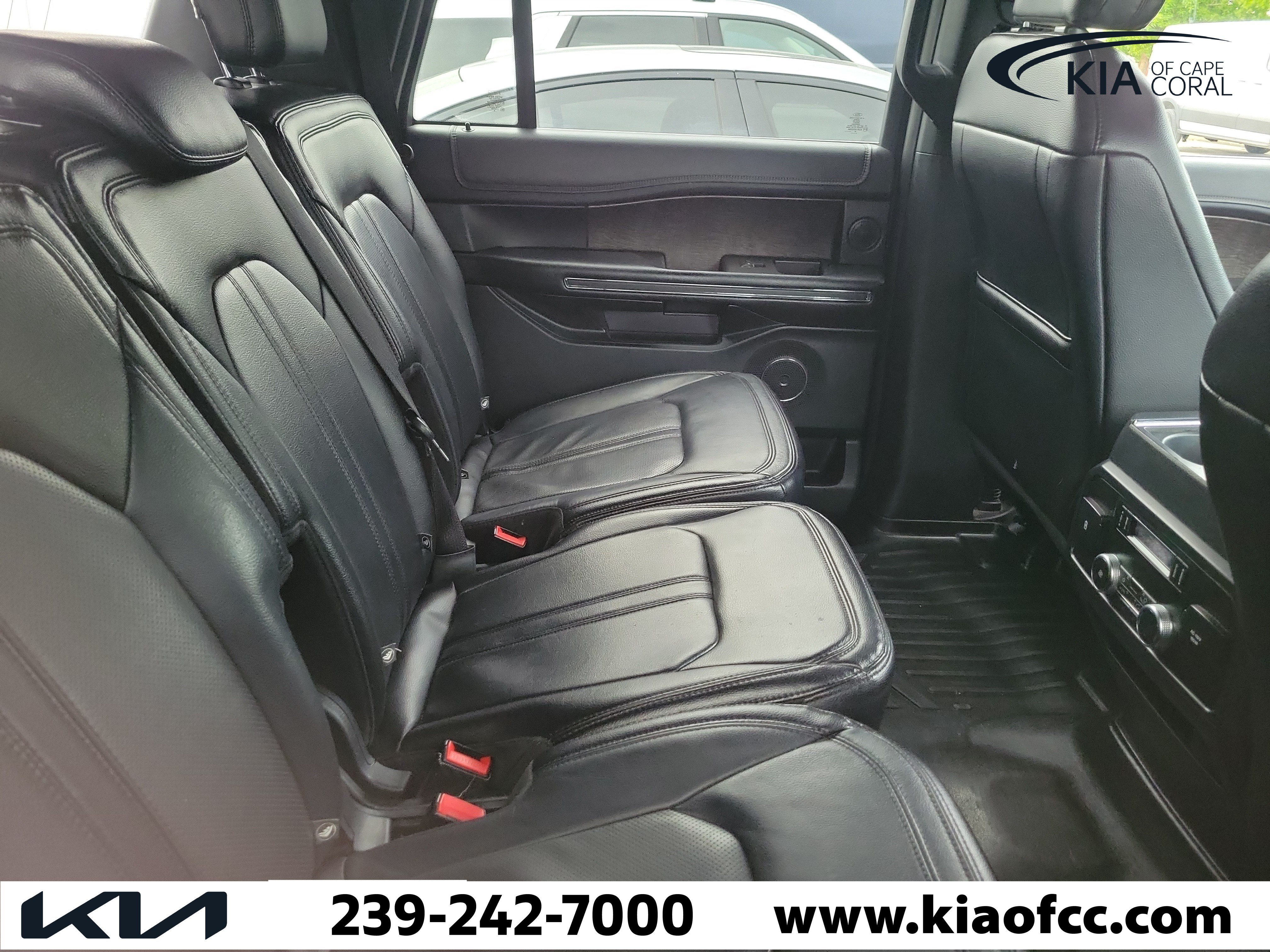 Used 2020 Ford Expedition Max Limited RWD image 10
