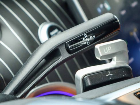 Used 2022 Mercedes-Benz C 300 Sedan image 10