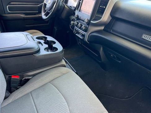 Used 2024 RAM 2500 Big Horn AWD/4WD image 19