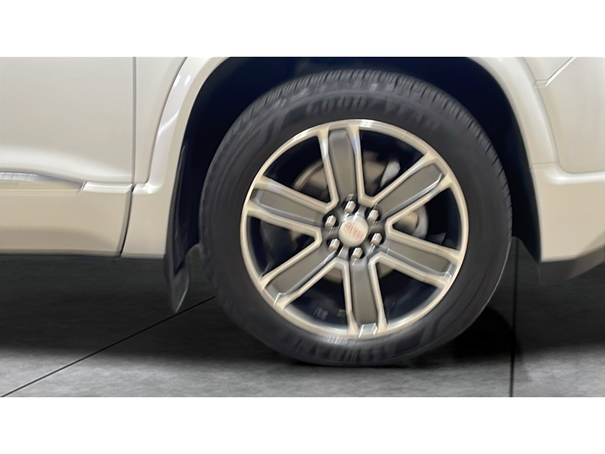 Used 2018 GMC Acadia Denali w/ LPO, Floor Liner Package AWD/4WD image 21