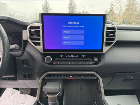 Used 2025 Toyota Sequoia Platinum image 19