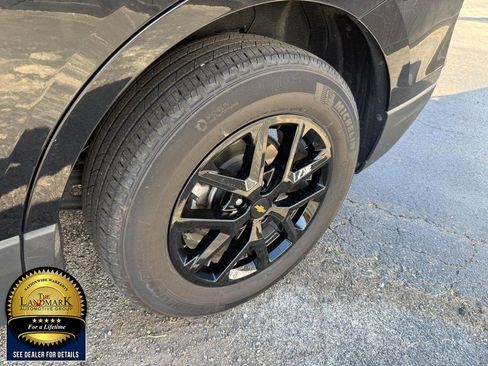 Used 2024 Chevrolet Equinox LT image 19