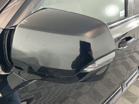 Used 2023 Chevrolet Tahoe RST image 11