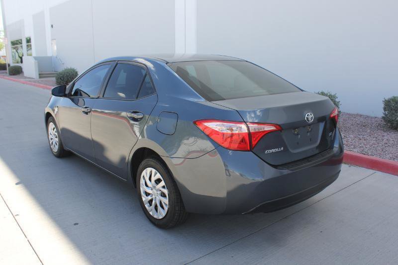 Used 2017 Toyota Corolla LE w/ Carpet Mat Package (TMS) FWD image 7