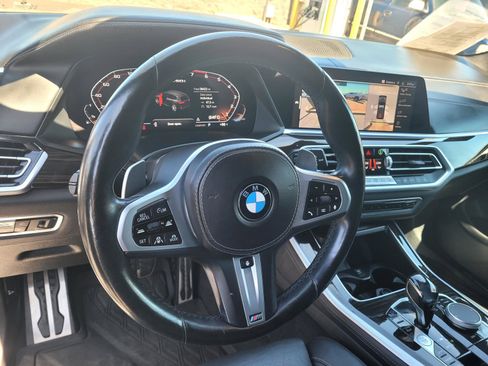 Used 2021 BMW X5 M50i AWD/4WD image 9