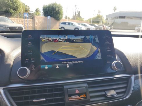 Certified 2022 Honda Accord Sport image 29