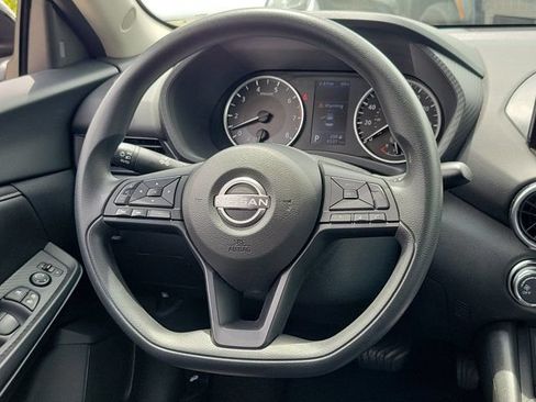 Certified 2025 Nissan Sentra S FWD image 22