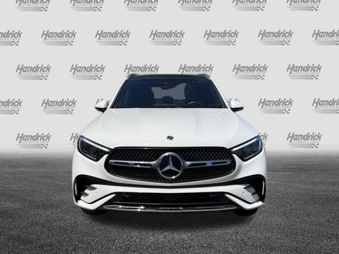 Certified 2025 Mercedes-Benz GLC 300 4MATIC image 3