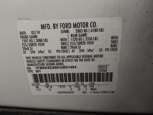 Used 2019 Ford Explorer XLT w/ Equipment Group 202A AWD/4WD image 33