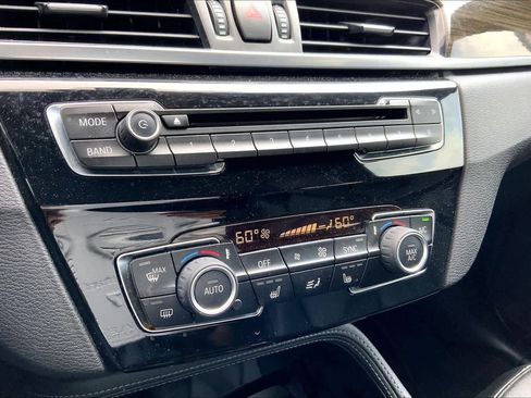 Used 2016 BMW X1 xDrive28i AWD/4WD image 35