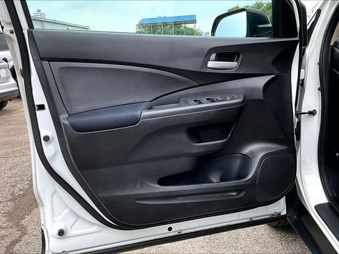 Used 2015 Honda CR-V LX image 24