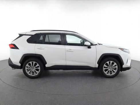 Used 2023 Toyota RAV4 XLE Premium AWD/4WD image 8
