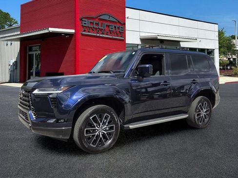 Used 2024 Lexus GX 550 AWD/4WD image 1