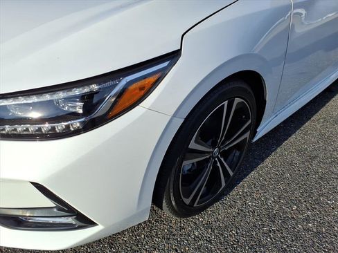 Used 2022 Nissan Sentra SR w/ Trunk Package image 8