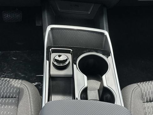 New 2026 Chevrolet Equinox LT w/ Safety and Technology Package FWD image 15