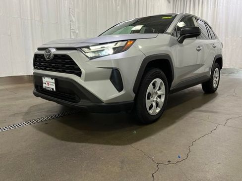 Certified 2024 Toyota RAV4 LE AWD/4WD image 22