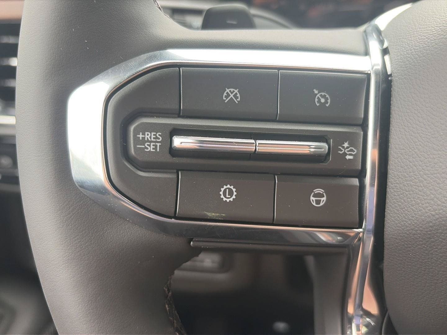 New 2026 GMC Yukon Denali w/ Advanced Technology Package AWD/4WD image 14