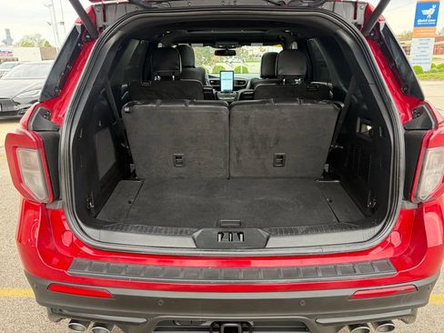 Used 2023 Ford Explorer ST w/ Equipment Group 401A AWD/4WD image 21