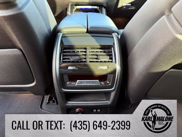 Used 2024 BMW X7 M60i w/ Executive Package AWD/4WD image 29