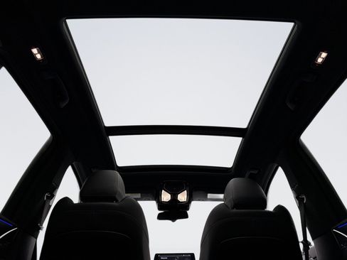 Used 2024 BMW X3 xDrive30i w/ Convenience Package image 19