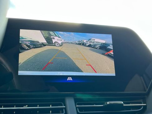 Used 2025 Chevrolet Trax LT image 17