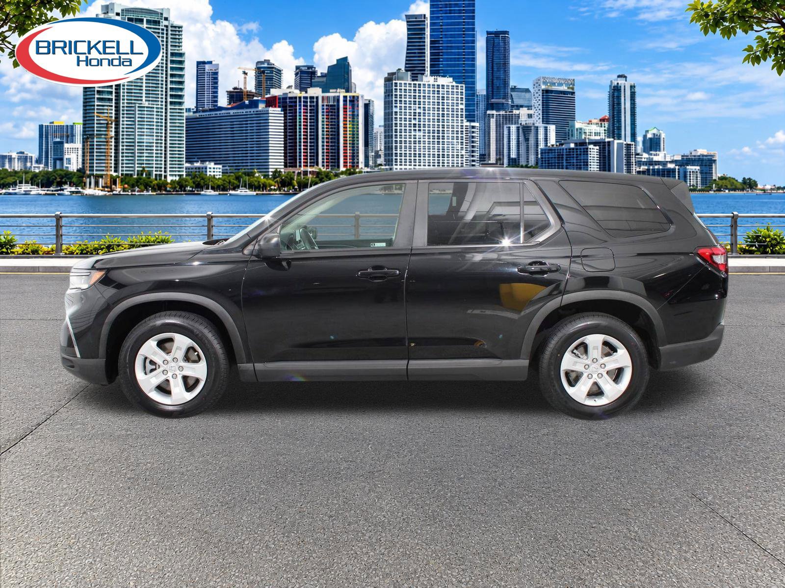 Certified 2023 Honda Pilot LX image 3